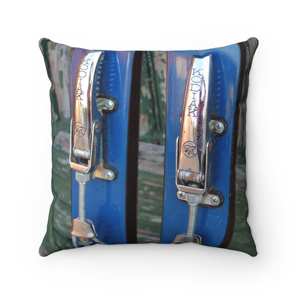 Kodiak Binding - Throw Pillow